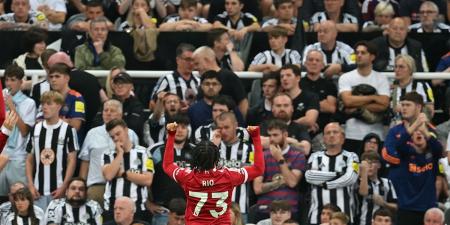 ليفربول يخطف فوزاً مثيراً أمام نيوكاسل بالدوري الإنجليزي - هرم مصر