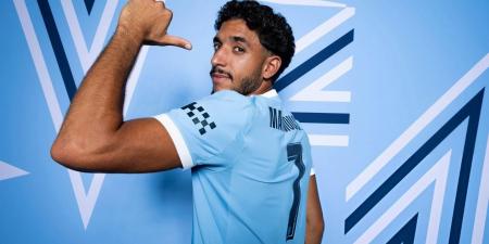 شاهد.. جلسة تصوير عمر مرموش استعدادا لدوري أبطال أوروبا - هرم مصر