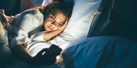 مقترح يابانى يطالب باستخدام الهواتف الذكية من قبل السكان ساعتين فقط لمعالجة إدمانه - هرم مصر