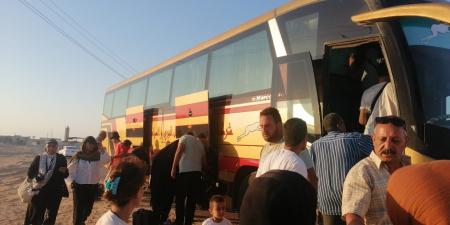 كامل الوزير يوجه بتوفير 14 أتوبيس لنقل ركاب قطار مطروح - هرم مصر