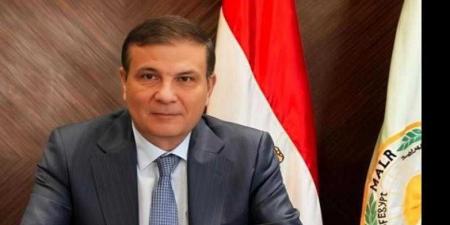 وزير الزراعة يوجه بتكثيف جهود الزراعة الآلية لدعم مزارعي الأرز في موسم الحصاد - هرم مصر