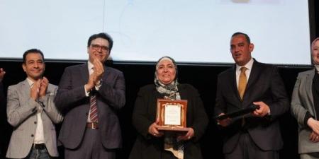 وزير الثقافة يشهد ختام فعاليات مؤتمر “نحو سياسة وطنية لتطوير المسرح المدرسي” ويعتمد توصياته ويُكرم مبدعيه - هرم مصر