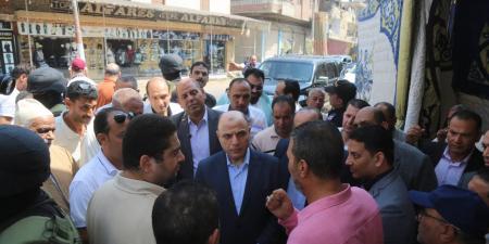 محافظ كفرالشيخ يستمع لشكاوى أهالي قرية شابة ويوجه بحلها - هرم مصر