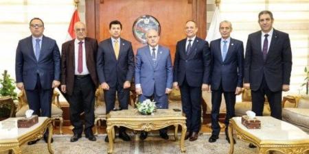 رئيس النيابة الإدارية يستقبل وزير الرياضة لتهنئته بمنصبه الجديد - هرم مصر