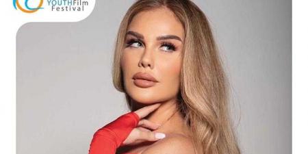 مهرجان الغردقة لسينما الشباب يكرم النجمة نيكول سابا في حفل إفتتاح دورته الثالثة - هرم مصر