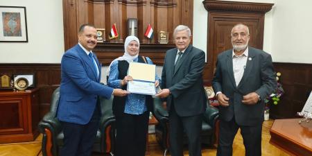 القابضة للمياه تكرم المتميزين من العاملين برحلات عمرة مجانية - هرم مصر