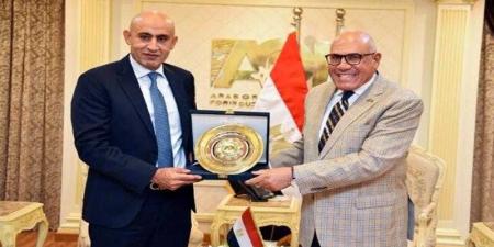 رئيس الهيئة العربية للتصنيع ووزير التربية والتعليم يبحثان تعزيز التعاون - هرم مصر