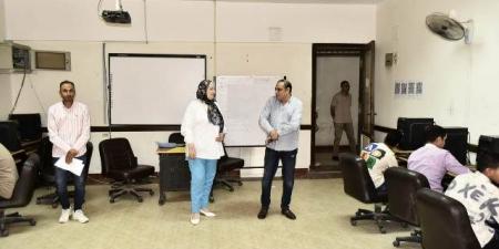 وكيل وزارة التعليم ببنى سويف تتفقد الاختبارات للمتقدمين لمدرسة we - هرم مصر