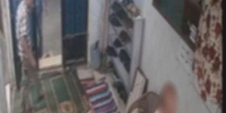 سقوط لص الجوامع.. سرق صنابير المياه من داخل المساجد بالإسكندرية - هرم مصر
