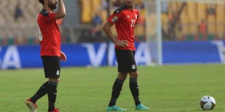 وصول محمد صلاح ومرموش معسكر الفراعنة استعدادا لمواجهة إثيوبيا - هرم مصر