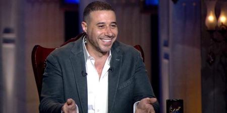 كبرت 15 سنة .. أحمد السعدني يكشف تفاصيل حزنه بعد وفاة طليقته ووالده - هرم مصر
