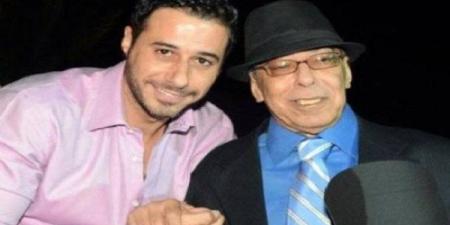 كنت نايم ودي أسوأ حاجة في الدنيا.. أحمد السعدني يكشف كواليس تلقيه خبر وفاة والده - هرم مصر