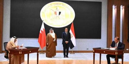 رئيس الوزراء وولى عهد البحرين يشهدان توقيع 8 وثائق تعاون مشترك بين البلدين - هرم مصر