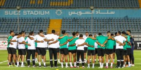 إعلامي يكشف مفاجأة عن غياب لاعب الزمالك بمواجهة المصري - هرم مصر