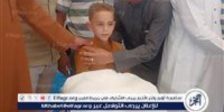 تسلم «الكفن الأبيض».. طفل صغير ينهي خصومة ثأرية بين عائلتين بمركز سمسطا ببني سويف - هرم مصر
