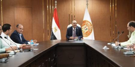 وزير العمل في أول أيام تطبيق قانون العمل الجديد: تحرير 201 محضر تصاريح عمل أجانب بغرامات تصل إلى 20 مليون جنيه - هرم مصر