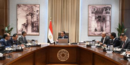 مدبولى يستعرض سُبل تيسير إجراءات خدمات التصديق على المحررات - هرم مصر