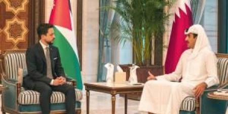 ولي العهد ينقل رسالة من الملك لأمير قطر - هرم مصر