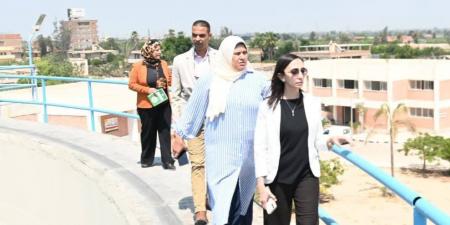 تعزيز خدمات البنية التحتية.. جولة تفقدية لمحافظ البحيرة بمحطة مياه بدر - هرم مصر
