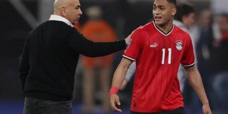 كواليس جلسة حسام حسن مع مصطفى محمد خلال العودة من بوركينا فاسو - هرم مصر