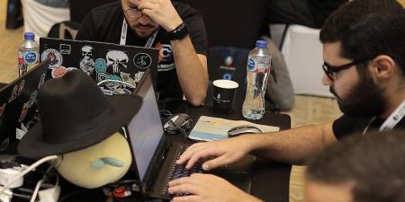 جامعة الأميرة سمية للتكنولوجيا تفوز بالمركز الأول وتحمل الذهبية في مسابقة الامن السيبراني العربية 2025 - هرم مصر