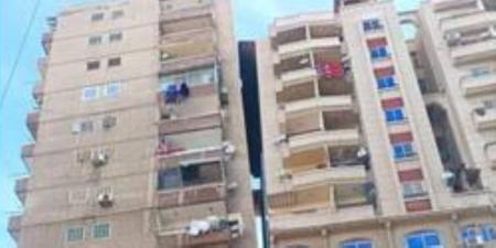 الإسكندرية: ميل عقار مكون من 21 طابقا والحى يقرر إخلاء أخر 10 طوابق لهدمها - هرم مصر