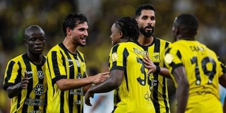 الاتحاد يهزم الفتح برباعية ويعتلي صدارة الدوري السعودي مؤقتًا - هرم مصر