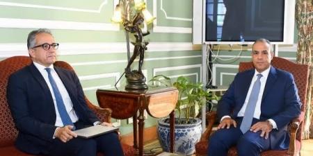وزير الخارجية يستقبل المرشح المصري لمنصب مدير عام اليونسكو - هرم مصر