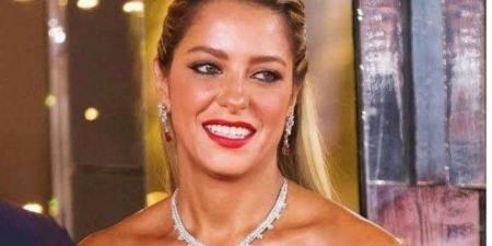ريم مصطفى تشارك جمهورها بإطلالة جديدة لها عبر انستجرام - هرم مصر