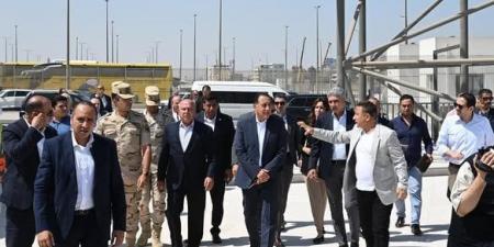 رئيس الوزراء يتفقد الممشى السياحي ضمن ترتيبات الاستعداد لافتتاح المتحف المصري الكبير - هرم مصر