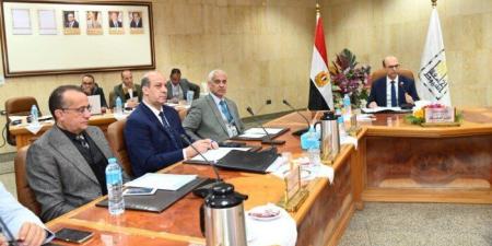 مجلس جامعة أسيوط يوافق على بروتوكول مع جامعة أسيوط الأهلية لإنشاء إسكان طلابي بأسيوط الجديدة - جريدة هرم مصر