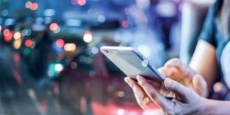 تفاصيل الإجراءات المتبعة بشأن أجهزة محمول السائحين عند قدومهم إلى مصر - جريدة هرم مصر