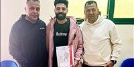 محمد كيتو مهاجم اتحاد الشرطة يتعاقد مع الإعلاميين لمدة موسمين ونصف - جريدة هرم مصر