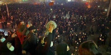 التليفزيون الإيراني الرسمي يكشف آخر أرقام ضحايا الاحتجاجات الأخيرة - جريدة هرم مصر