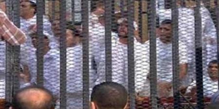 لـ 19 أبريل.. تأجيل محاكمة 39 متهمًا في قضية «خلية العملة» - جريدة هرم مصر
