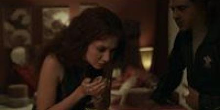 مسلسل بطل العالم الحلقة 5 .. عصام عمر وجيهان الشماشرجي في مواجهة جديدة - جريدة هرم مصر