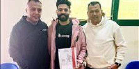 محمد كيتو مهاجم اتحاد الشرطة يتعاقد مع الإعلاميين لمدة موسمين ونصف - جريدة هرم مصر