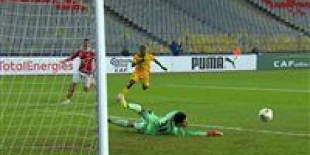 الاهلي.. مصطفى شوبير يتألق ويمنع مرمى الأهلي من الهدف الأول لفريق يانج أفريكانز - جريدة هرم مصر