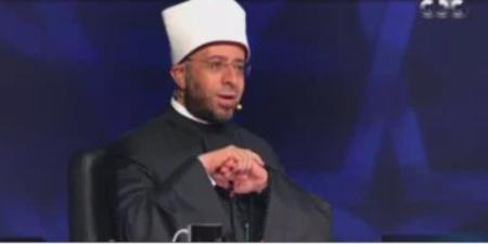 دولة التلاوة.. أسامة الأزهرى يتغزل فى مصر ويلقى قصيدة حبا فى القرآن - جريدة هرم مصر