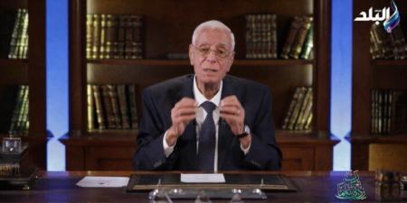 هل ارتجاع المرئ يسبب الحموضة؟.. حسام موافي يحذر من هذه العادة السيئة - جريدة هرم مصر