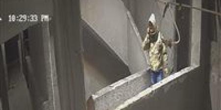 ضبط تشكيل عصابي يترأسه نجل رجل أعمال لسرقتهم مليون وخمسين الف من شقة مسن بالفيوم - جريدة هرم مصر