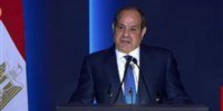 السيسي يمازح وزير الداخلية: اللي بيحصل في الأقسام هتتحاسب عليها يا محمود.. رجالتك بيورطوك - جريدة هرم مصر