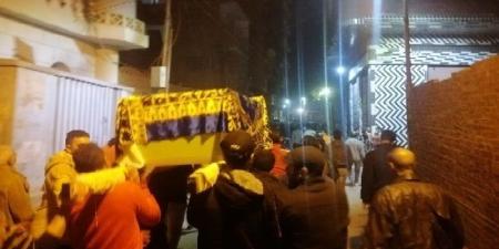 تشييع جثماني زوجين لقيا مصرعهما إثر نشوب حريق فى شقتهما بالشرقية - جريدة هرم مصر