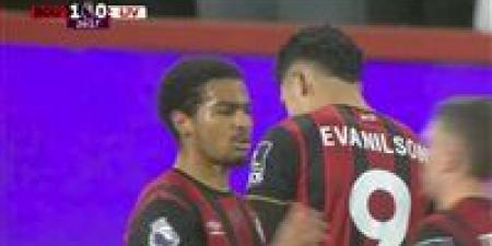 بورنموث ضد ليفربول.. إيفانيلسون يسجل الهدف الأول لـ بورنموث أمام ليفربول في الدوري الإنجليزي - جريدة هرم مصر