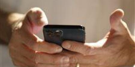 البرلمان في مواجهة الحكومة.. النواب يواصل التصدي لإلغاء الإعفاء الجمركي للهواتف.. وتحذير من «غضب المصريين بالخارج» - جريدة هرم مصر