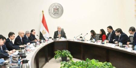 وزير التعليم العالي والسفير الفرنسي يتابعان مستجدات مشروع الحرم الجامعي الجديد للجامعة الفرنسية في مصر - جريدة هرم مصر