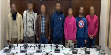 ضبط 7 أشخاص بحوزتهم 16 طائرة "درون" بدون تصريح بالقاهرة - جريدة هرم مصر