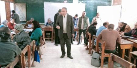 2300 معلم يشاركون في أعمال تقدير الدرجات لامتحانات الشهادة الإعدادية بأسيوط - جريدة هرم مصر