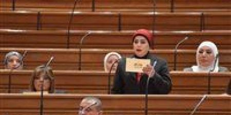 «الأطفال فريسة السوشيال ميديا».. النائبة جيهان شاهين تتقدم باقتراح برغبة لتنظيم استخدام الهواتف الذكية والسوشيال ميديا للأطفال استجابة لدعوة الرئيس السيسي - جريدة هرم مصر