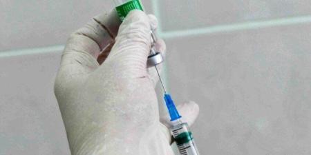 خبير دولي: لقاح السرطان الروسي قد يُحدث ثورة عالمية في علاج الأورام - جريدة هرم مصر